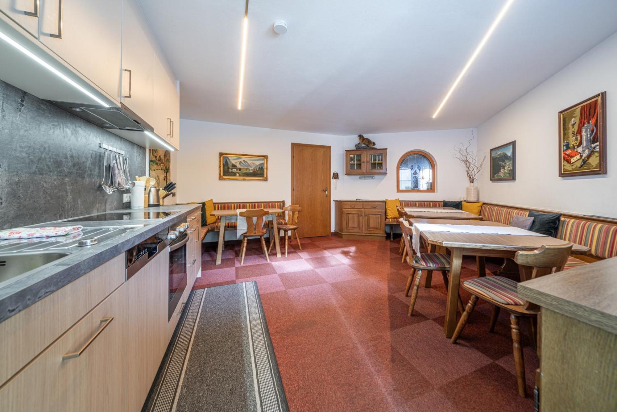 Gaestehaus Raphaela Сьолден Екстериор снимка